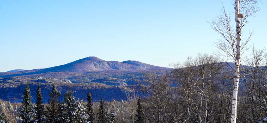 Image of a mountain with snow